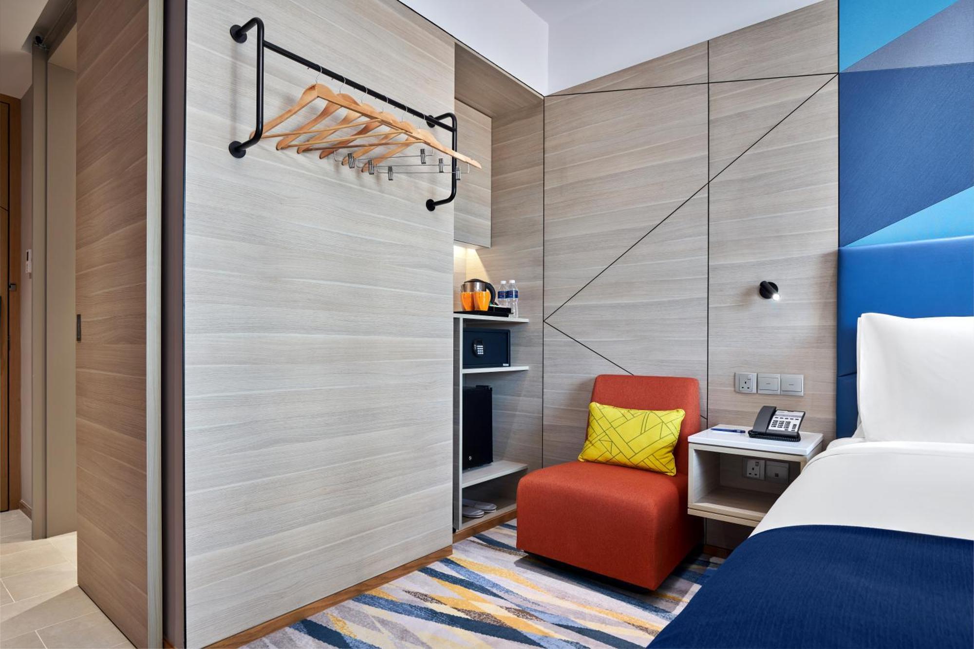 Standard Room with Free Breakfast - Top Floor