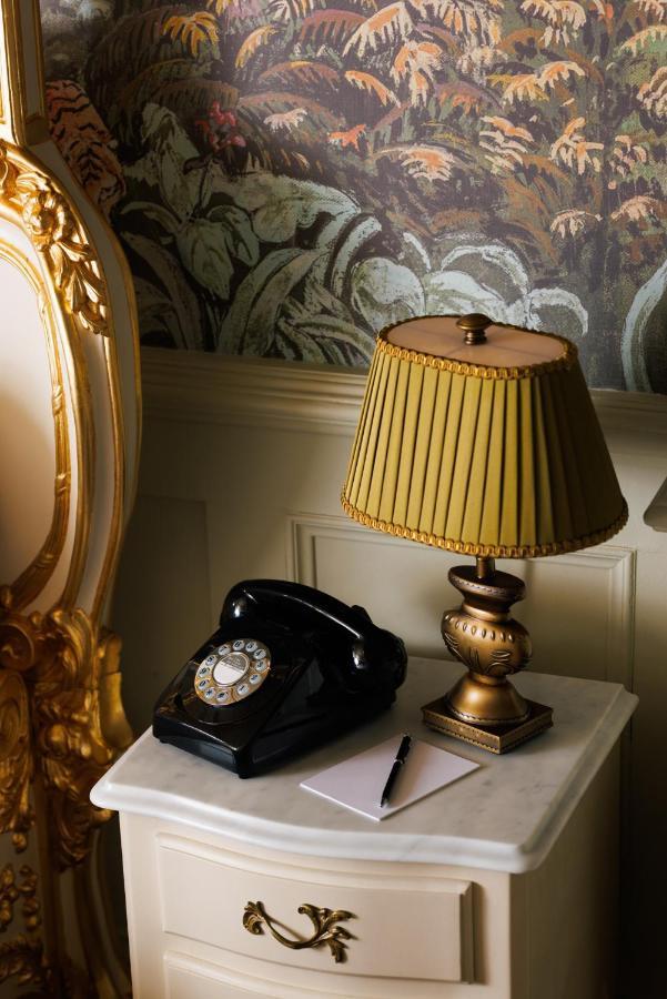 Royal Maharani Super King Junior Suite with Club Lounge Access, 2 King,1405618955:JPEG