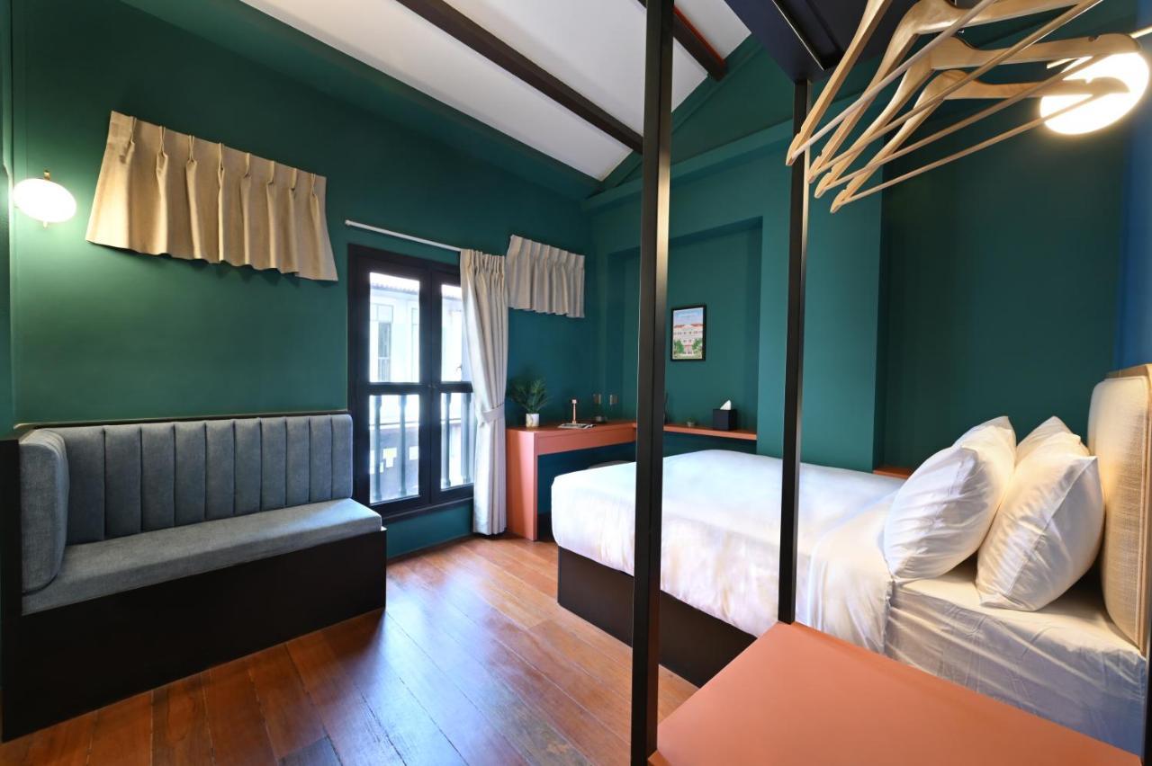 Deluxe Double Room with Shower