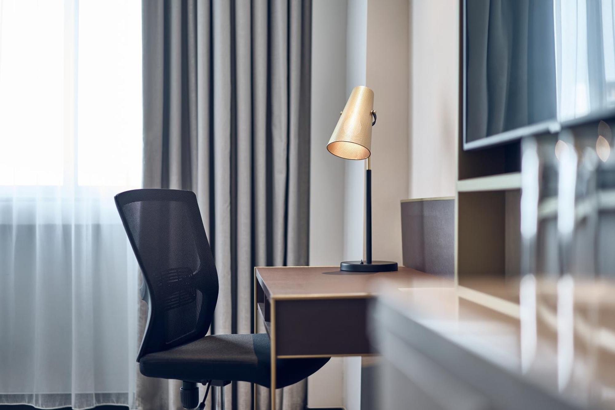 Superior Corner Room, 1 King Bed,1536776392:JPEG