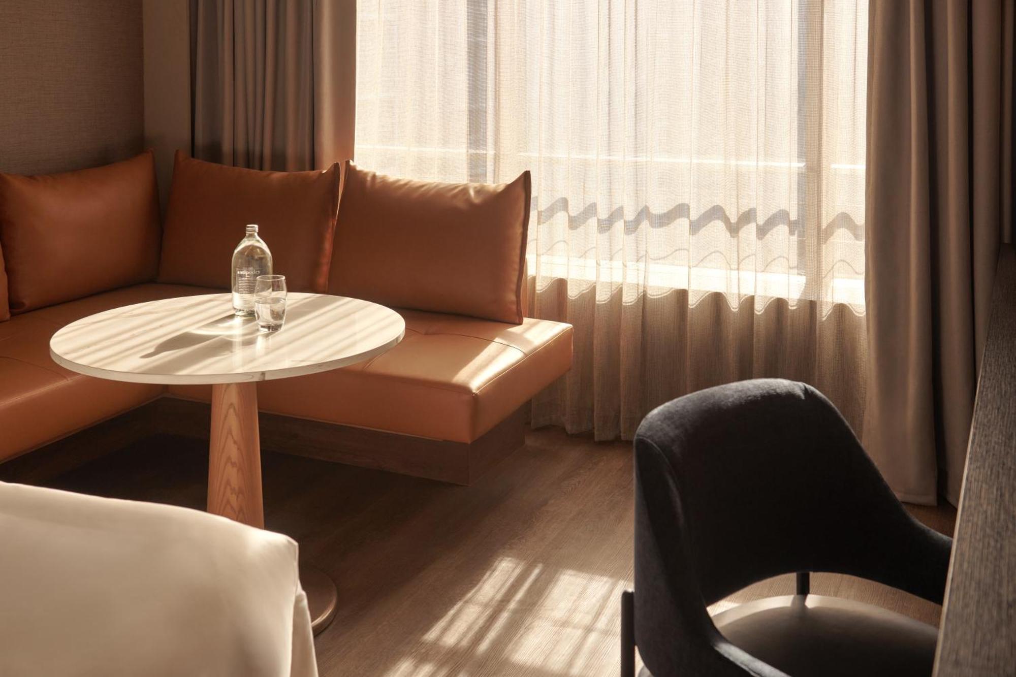 Club Twin Room with Club Lounge Access, High Floor