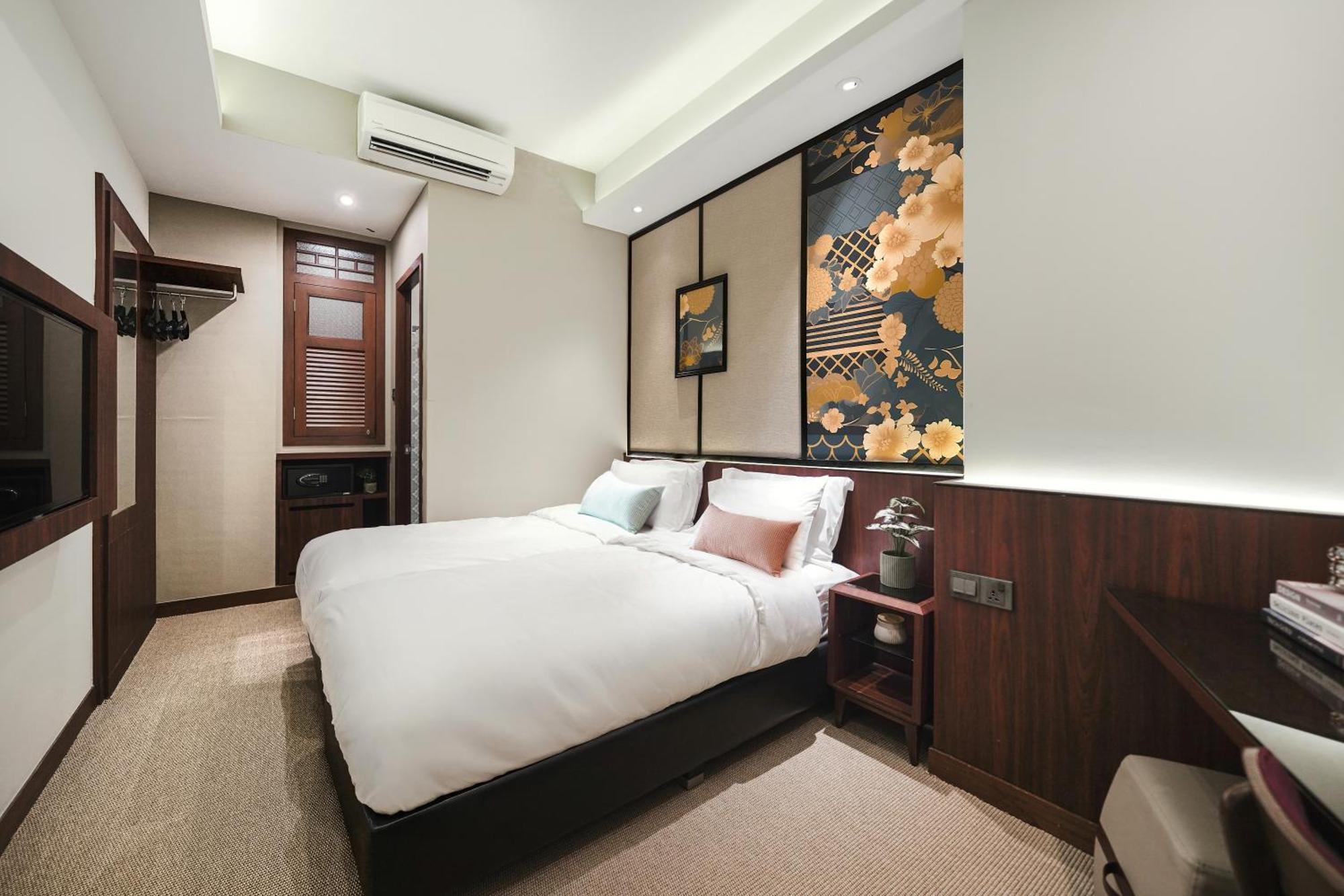 Standard Twin Room (No Window)