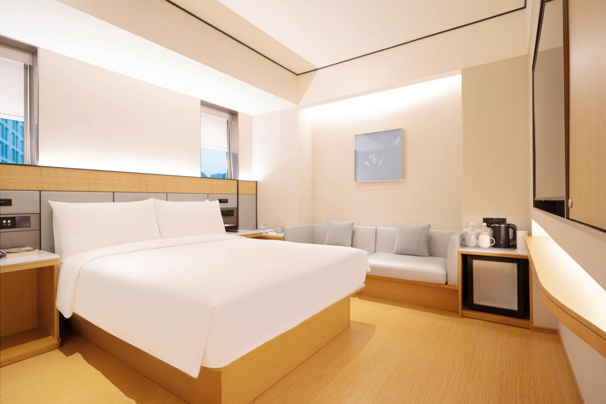 Deluxe Double Room,1673933881:JPEG