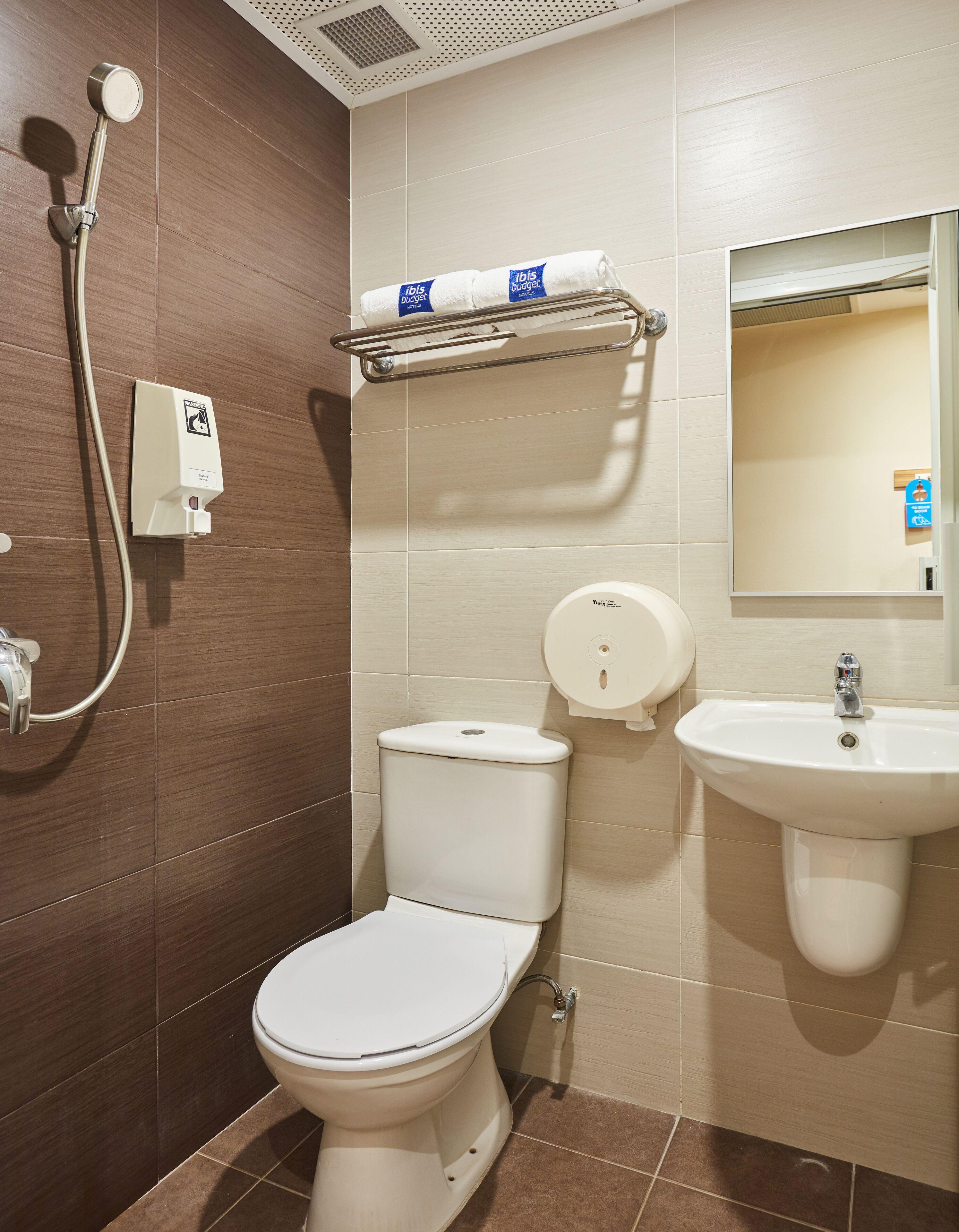 Standard Double Room No Window