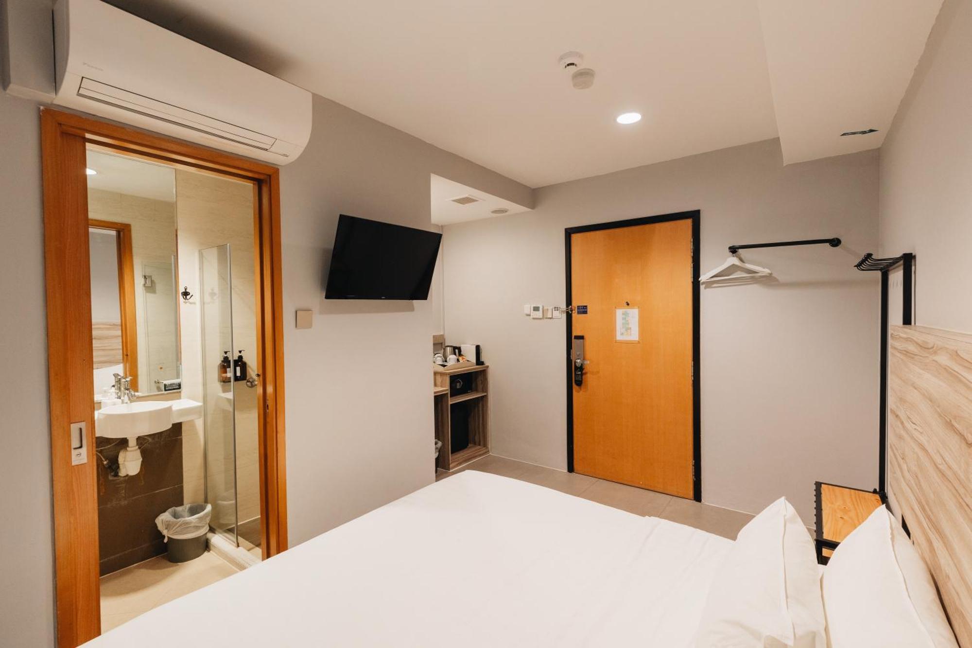 Deluxe King Room Balcony