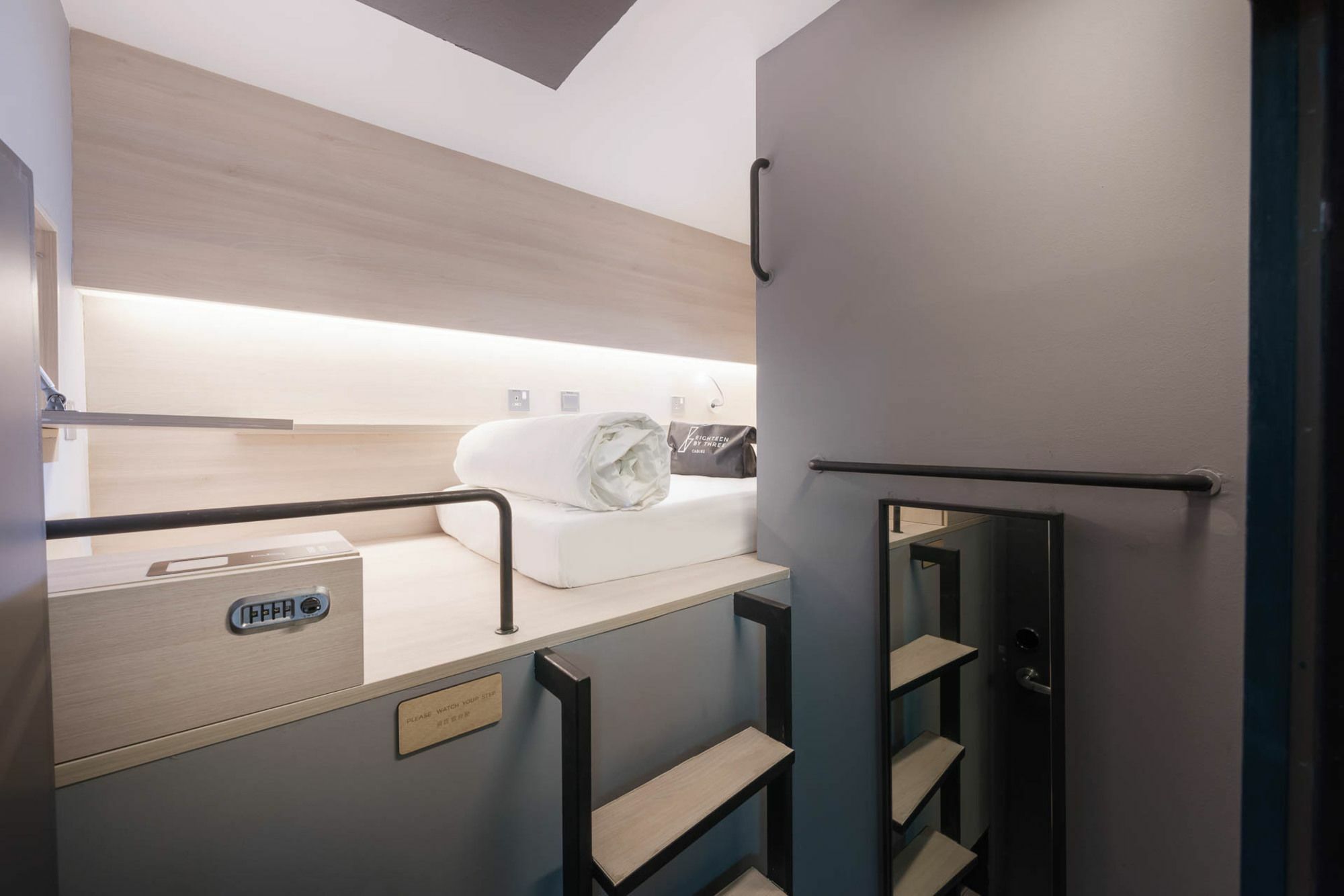 Cabina Singola con Bagno in Comune