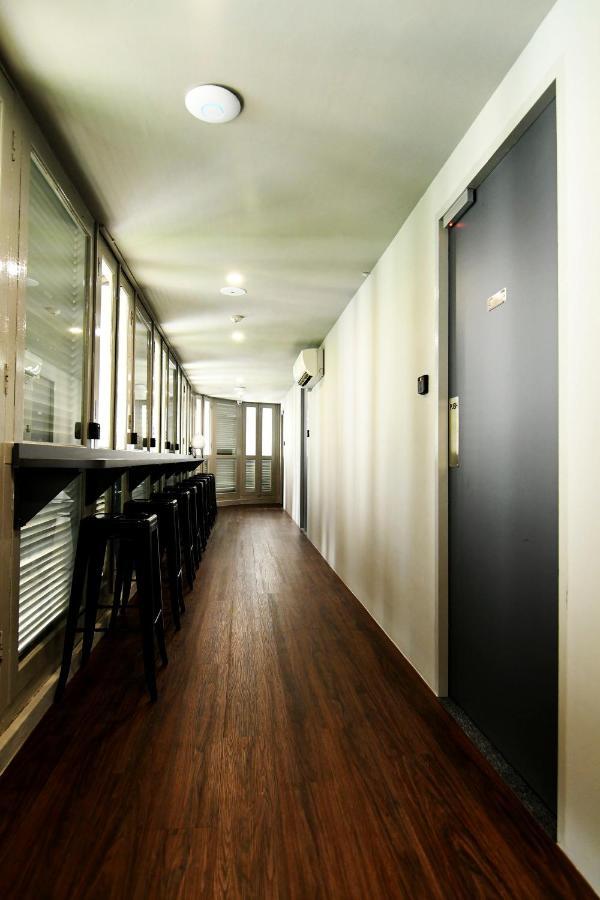 1 Single Pod 12 Pods Mixed Room