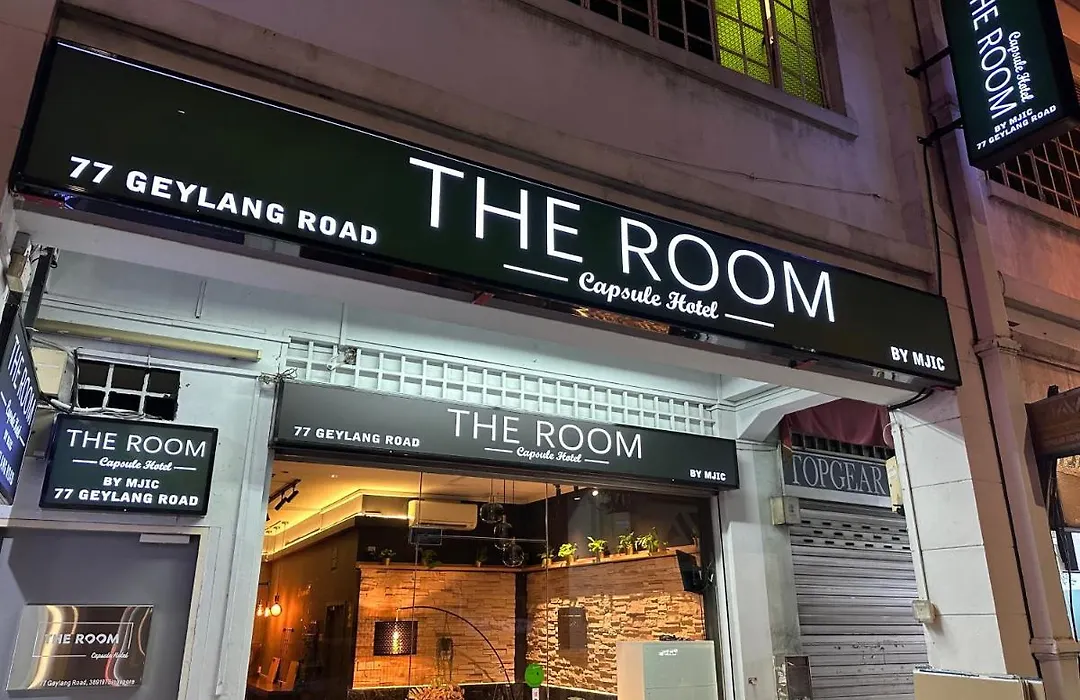 The Room Capsule Hotel-1