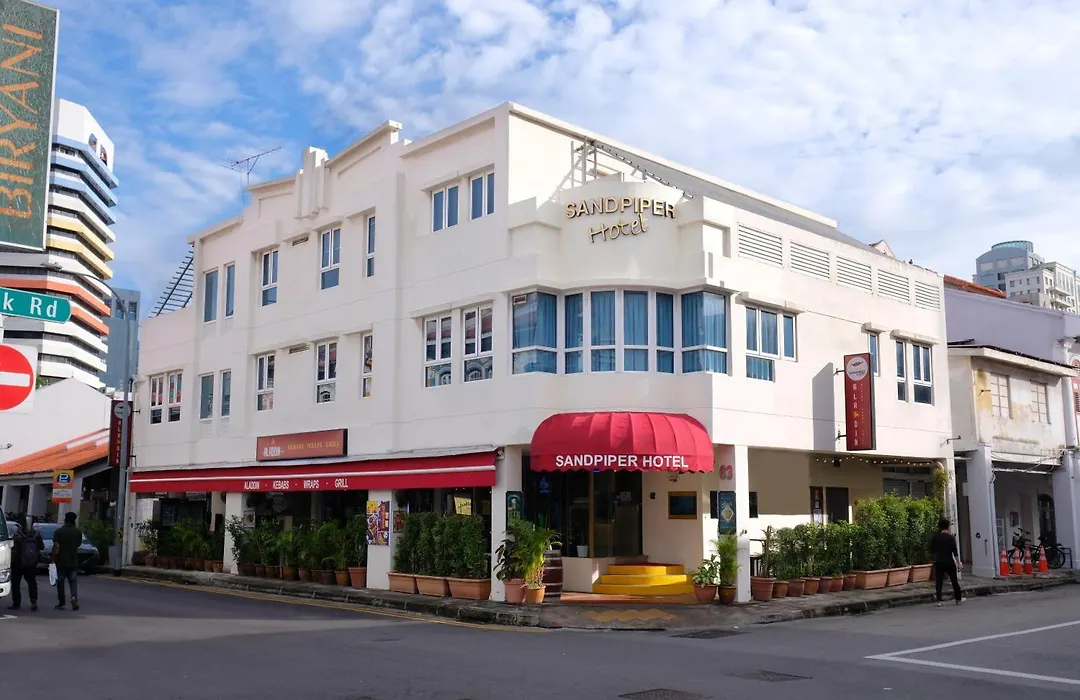 Sandpiper Hotel - No Window Shared Beds With Shared Bathroom-1
