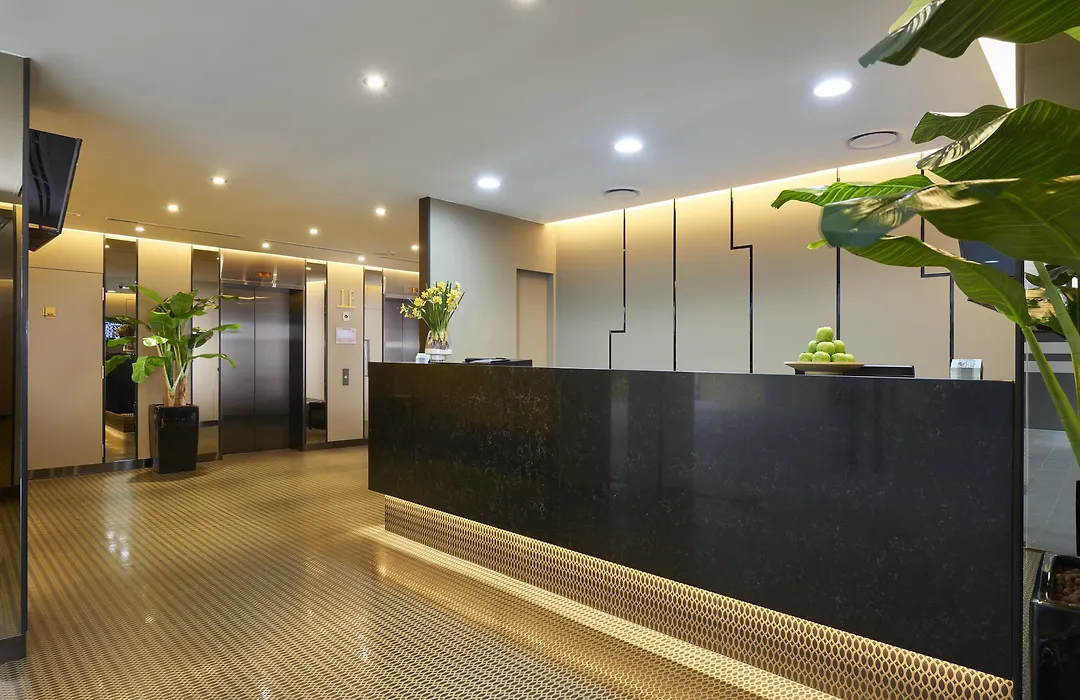 Hotel 81 Gold-1