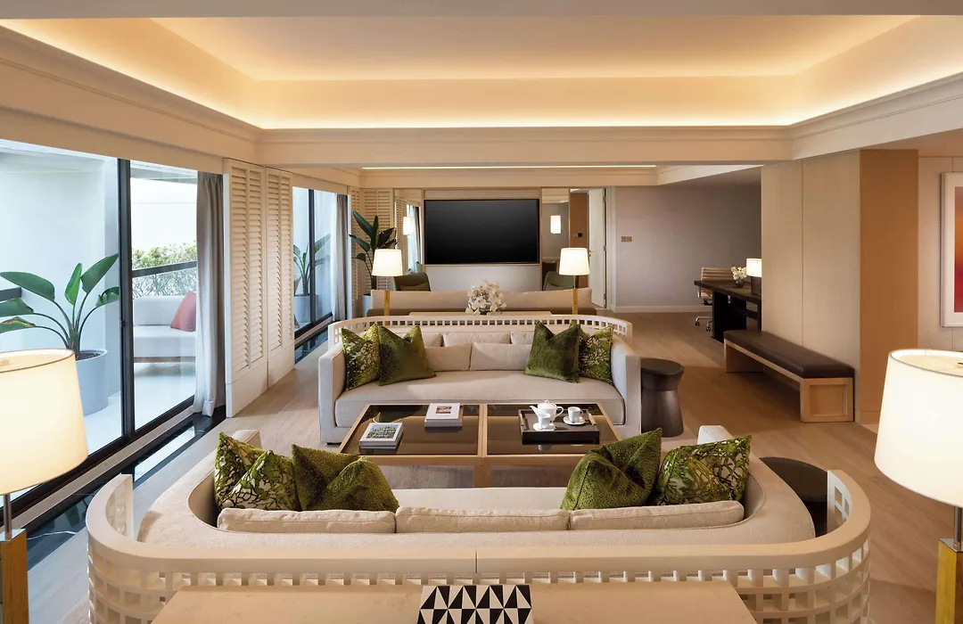 Conrad Singapore Orchard-1