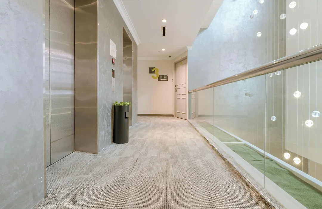 Champion Hotel-1