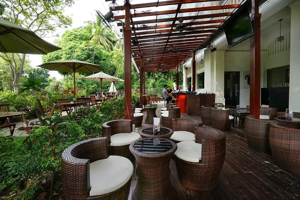 Zen Rooms Changi Village-1