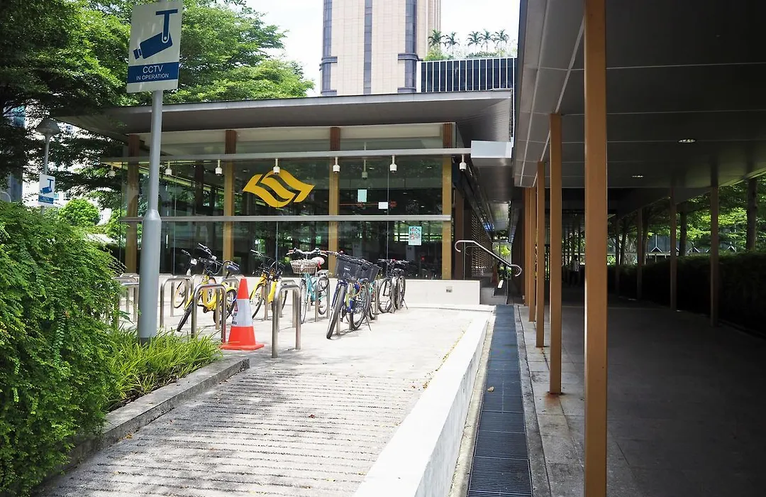Atlantis Pods @ Bugis-1
