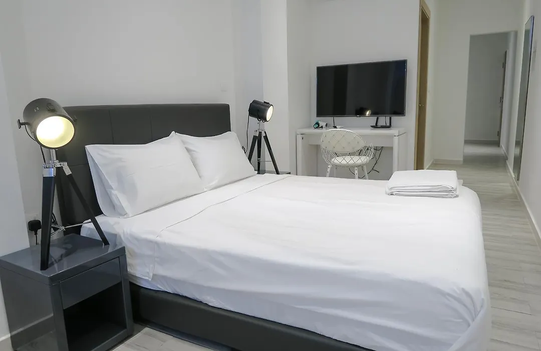 Comfy Studio 5 By Ong Realty-1
