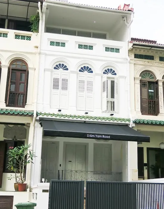 Comfy Studio 6 By Ong Realty-1