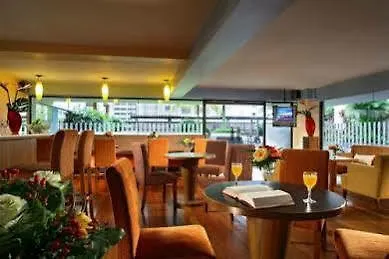 Somerset Grand Cairnhill-1