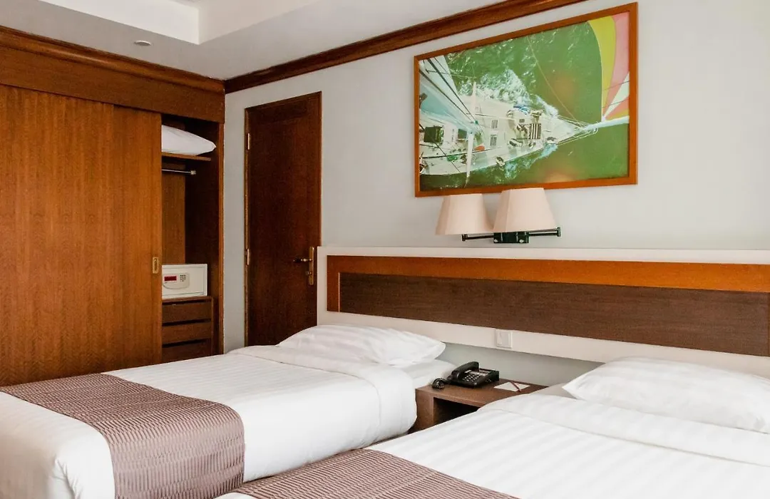 Rm Hotel-1