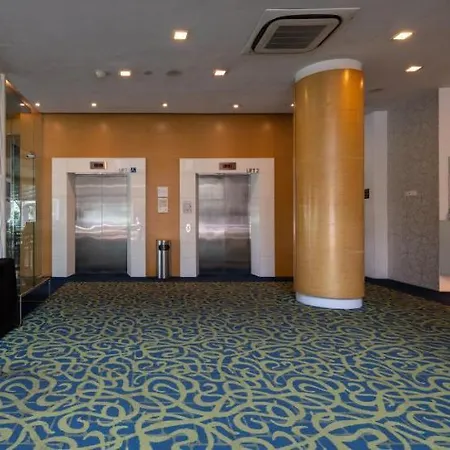 Aqueen Hotel Lavender-2