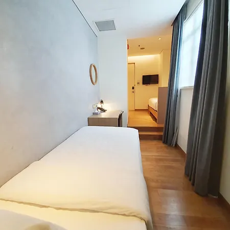 Hotel Clover 769 North Bridge Road-2