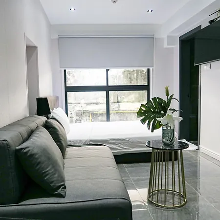 Deluxe Studio & Suite By Rr-3