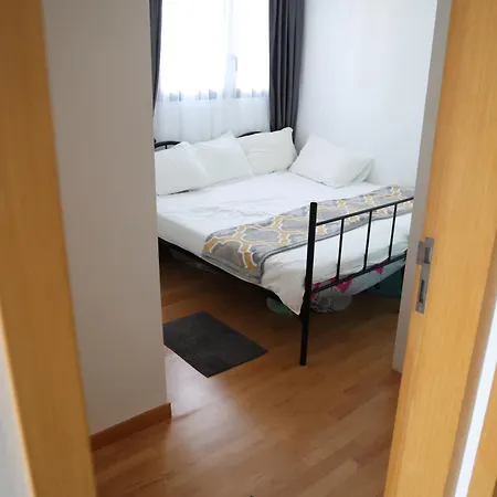 Flora Apartment-3