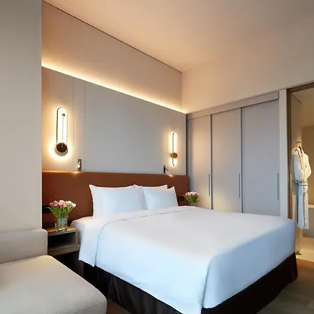 Momentus Hotel Alexandra-2