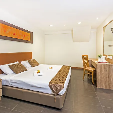 Hotel 81 Tristar-3