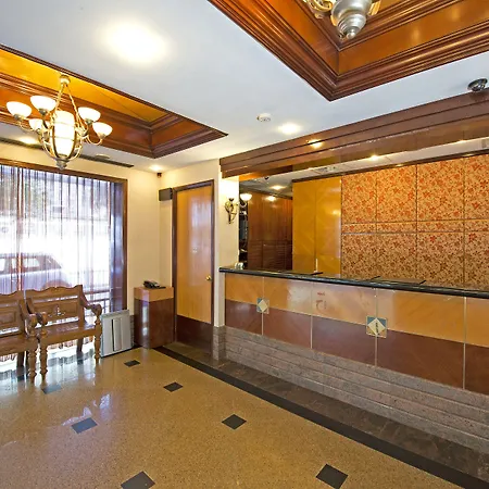 Hotel 81 Premier Princess-3