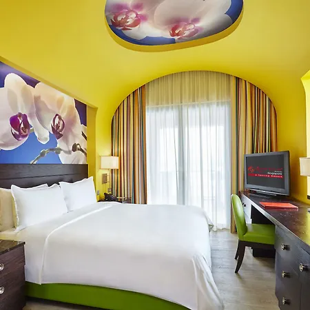 Resorts World Sentosa - Festive Hotel-2