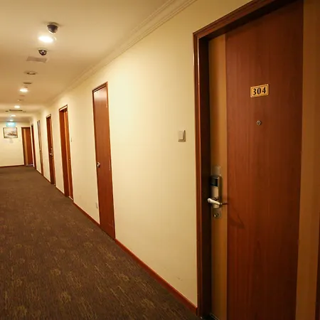 New Cape Inn-3