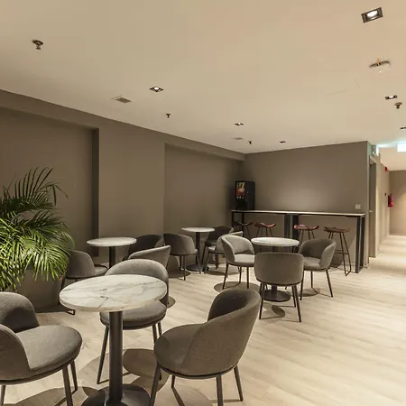 Hotel Calmo Bugis-3
