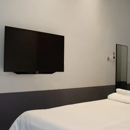 Vichaus Serviced Apartment-3