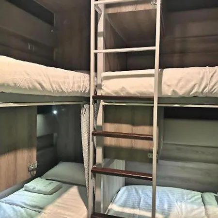 Coller Boutique Hostel-3