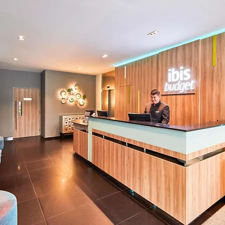 Ibis Budget Singapore Bugis-3