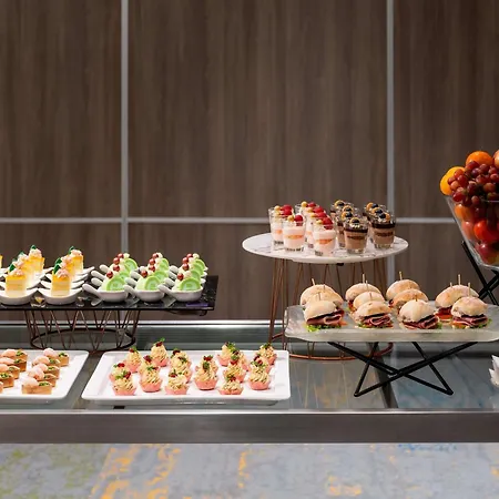 Grand Mercure Singapore Roxy-3