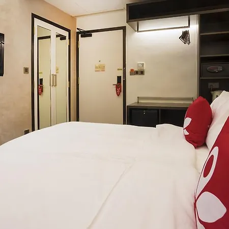 Zen Premium Outram Park-3