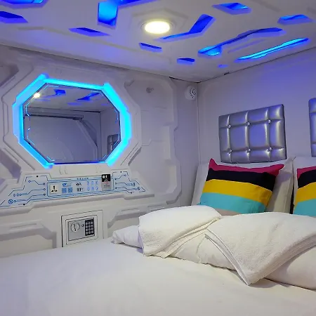 Galaxy Pods @ Chinatown-2