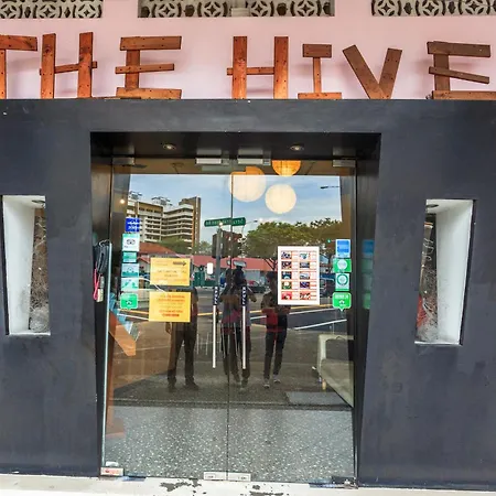 The Hive Singapore Hostel-3