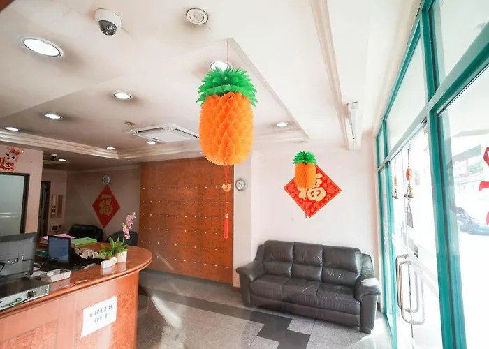 Amrise Hotel, Check In At 10Pm, Check Out At 9Am シンガポール