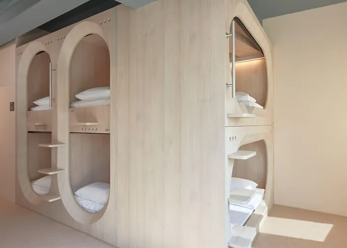 Kinn Capsule - Her Space, Female Only Singapore